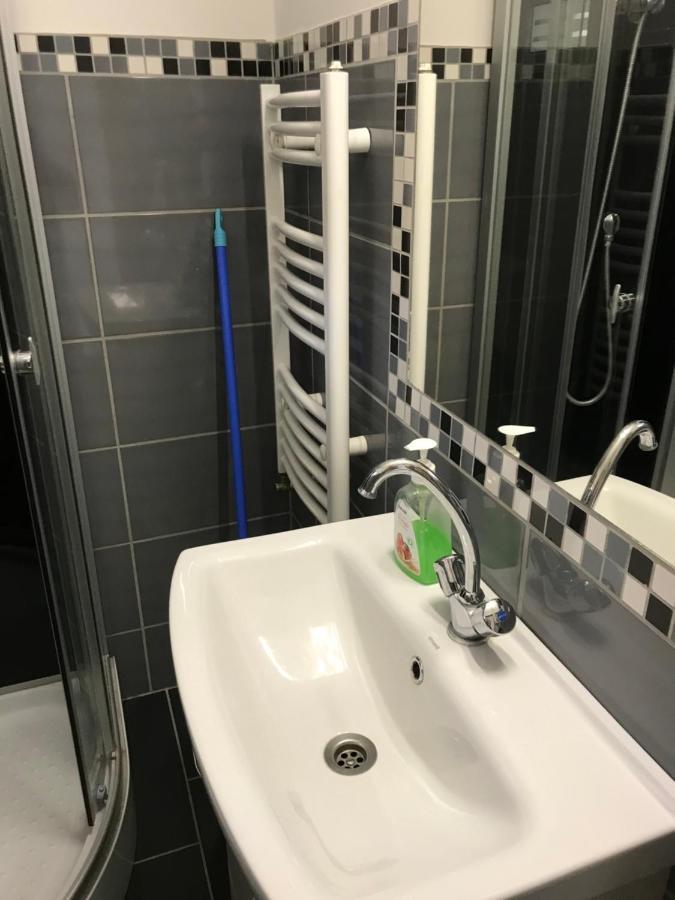 Kerti Franciaagyas Apartman Vác Eksteriør billede